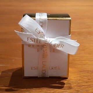 エスティローダー(Estee Lauder)の【新品・未開封】エスティーローダー 香水 4ml(香水(女性用))