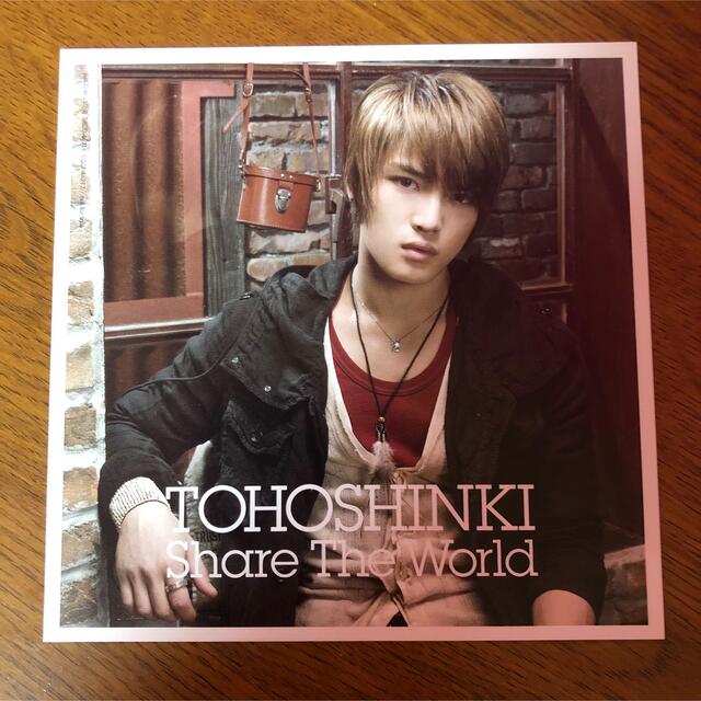 東方神起(トウホウシンキ)の東方神起 ジャケカ Share The World ジェジュン エンタメ/ホビーのCD(K-POP/アジア)の商品写真