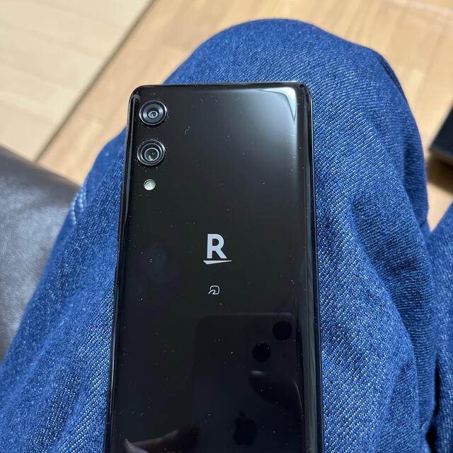 Rakuten(ラクテン)の楽天 Rakuten Hand 64GB ブラック P710 SIMフリー スマホ/家電/カメラのスマートフォン/携帯電話(スマートフォン本体)の商品写真