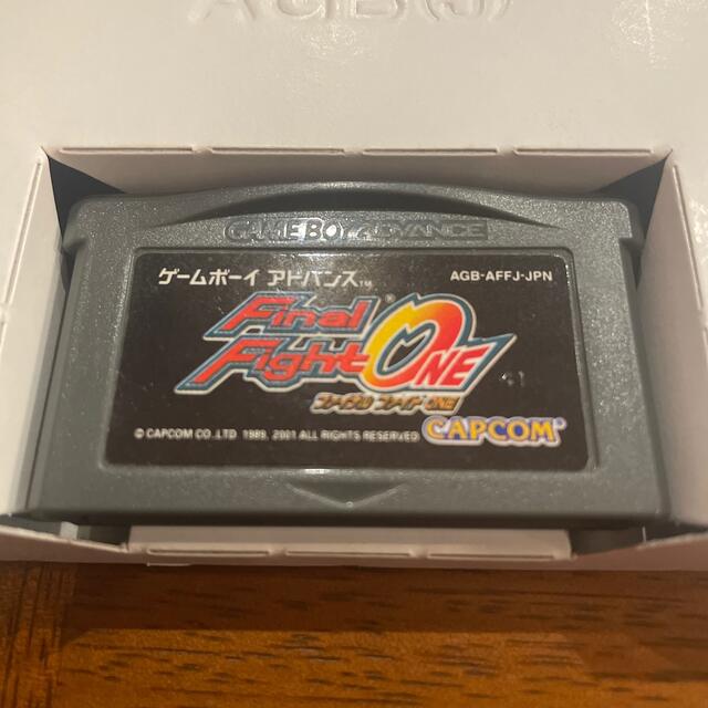 CAPCOM(カプコン)の【美品】GBA ファイナルファイト ONE ベルトアクション レトロゲーム エンタメ/ホビーのゲームソフト/ゲーム機本体(携帯用ゲームソフト)の商品写真