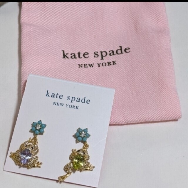 kate spade new york(ケイトスペードニューヨーク)のねこ丸様【新品】kate spade　3品 レディースのアクセサリー(ピアス)の商品写真