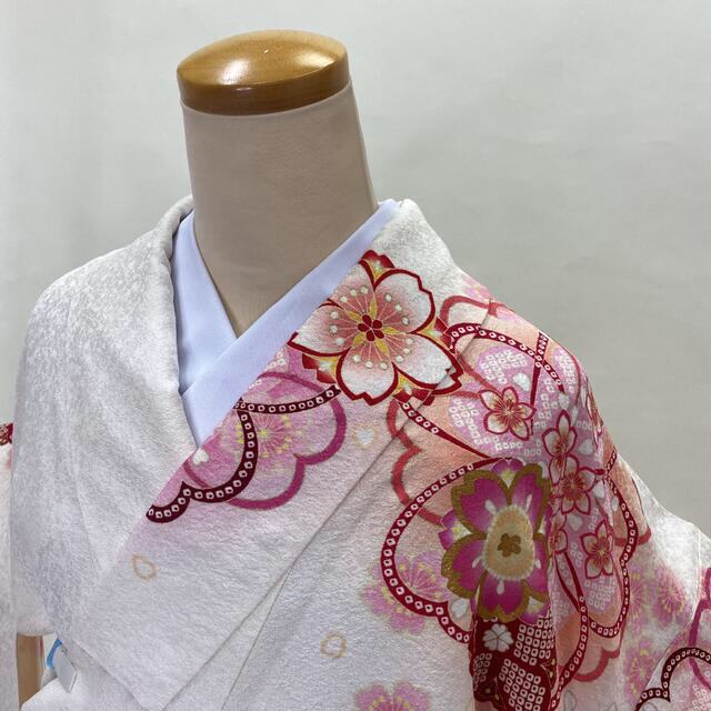 振袖☆正絹☆白 ピンク☆花柄☆絞り☆古典☆裄66.5cm☆成人式☆D-34の