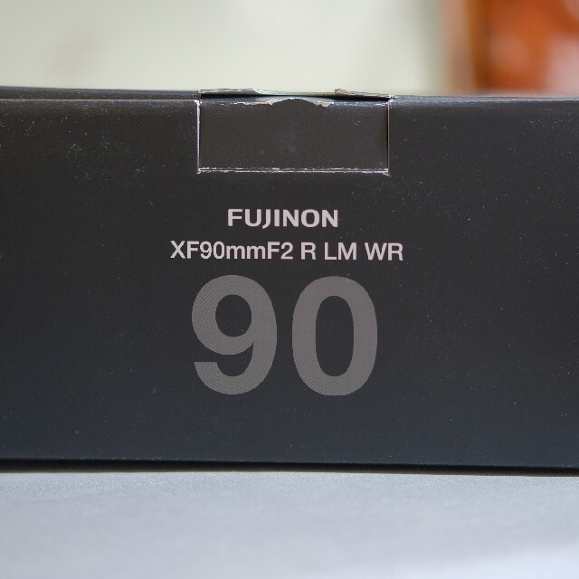 富士フイルム(フジフイルム)のFUJIFILM フジノンレンズ XF90mmF2(保護フィルター付き) スマホ/家電/カメラのカメラ(レンズ(単焦点))の商品写真