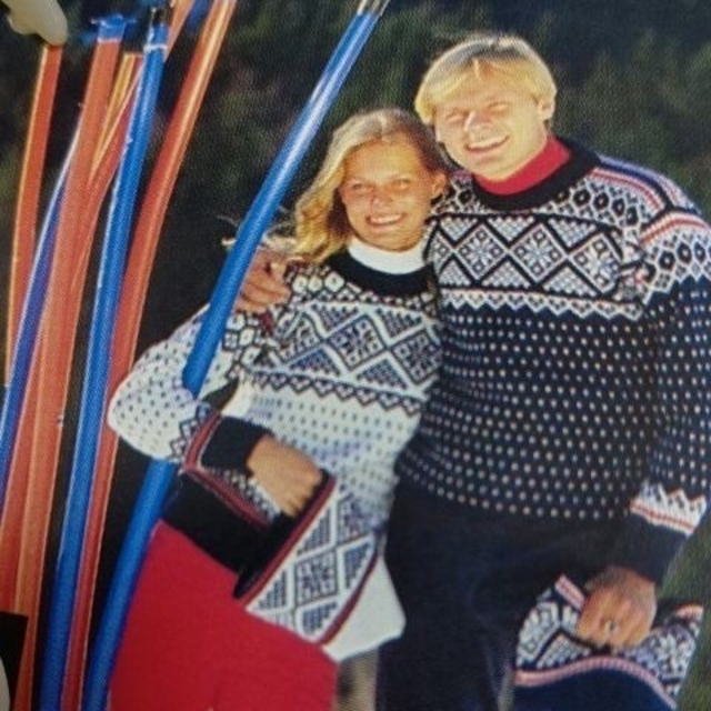 男女兼用スキーセーター  ノルウェーアルペンスキーチーム公認  手編み