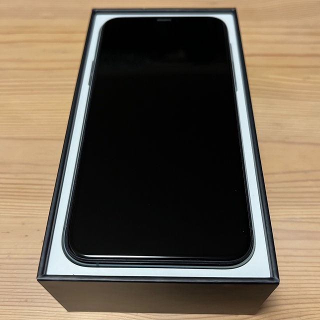 iPhone 11 Pro 256GB ミッドナイトグリーン SIMロック解除済