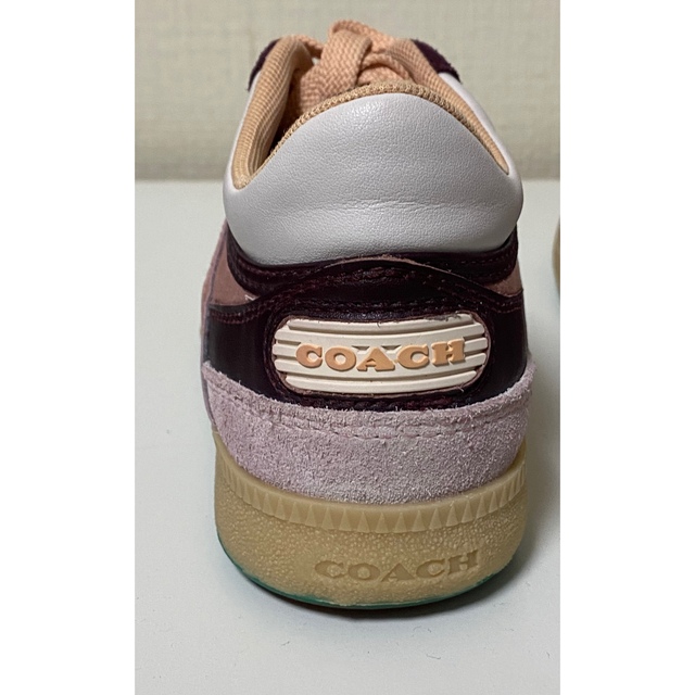 COACH(コーチ)のCOACH スニーカー レディースの靴/シューズ(スニーカー)の商品写真