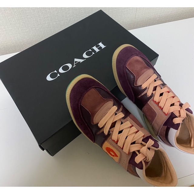 COACH(コーチ)のCOACH スニーカー レディースの靴/シューズ(スニーカー)の商品写真