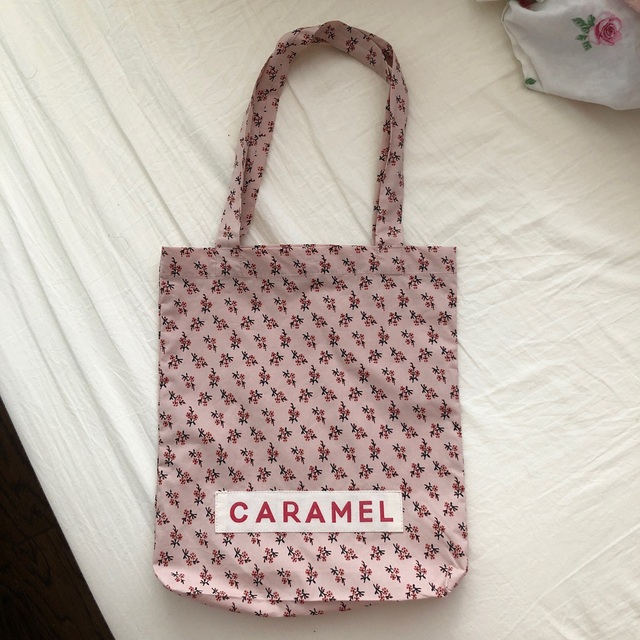 Caramel baby&child (キャラメルベビー&チャイルド)のcaramel baby&child フローラルバッグ レディースのバッグ(トートバッグ)の商品写真