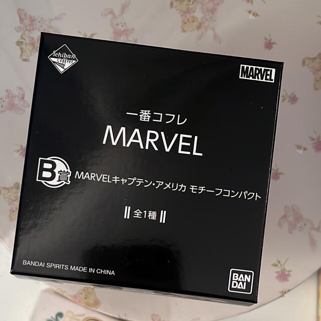 BANDAI(バンダイ)の【週末値下げ】一番コフレ MARVEL B賞 キャプテンアメリカ コスメ/美容のベースメイク/化粧品(フェイスパウダー)の商品写真