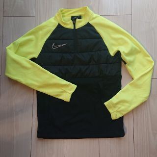 ナイキ(NIKE)のNIKE 防寒 トレーナー s(120～130cm)(ジャケット/上着)