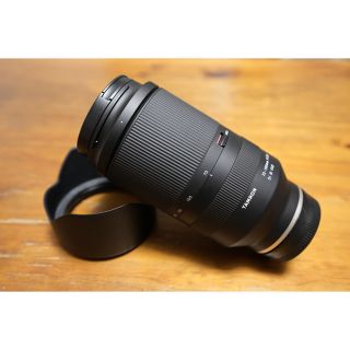 タムロン(TAMRON)の美品 タムロン  70-180ｍｍF2.8 DI III VXD（A056）(レンズ(ズーム))
