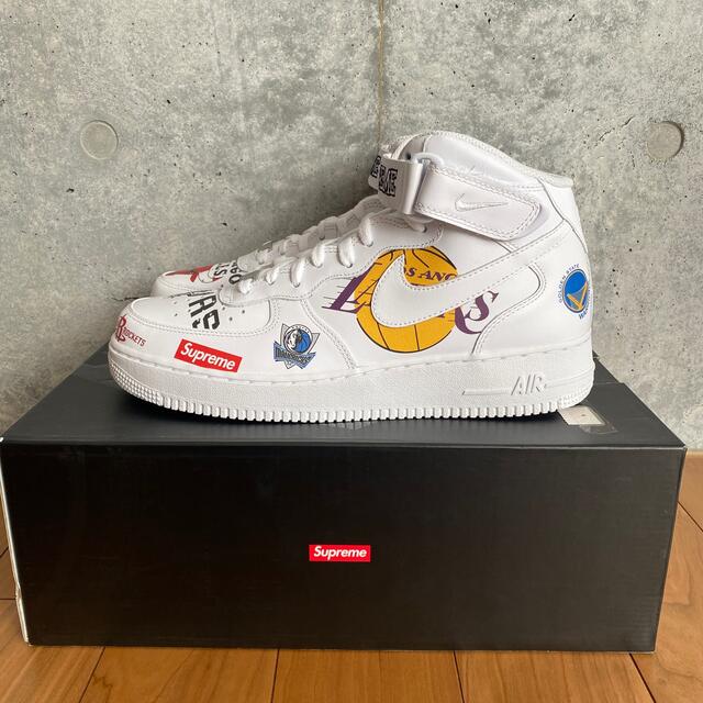 Supreme - Nike AIR FORCE 1 MID 07 supreme 28cm NBAの通販 by chan's ...