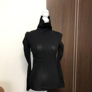 イッセイミヤケ(ISSEY MIYAKE)の美品イッセイミヤケINSIDEタートルトップス☆(ニット/セーター)