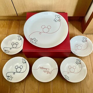 Disney - 【未使用】ディズニー お皿セット