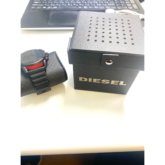 DIESEL(ディーゼル)のDIESEL【タッチスクリーンスマートウォッチ】 メンズの時計(腕時計(デジタル))の商品写真