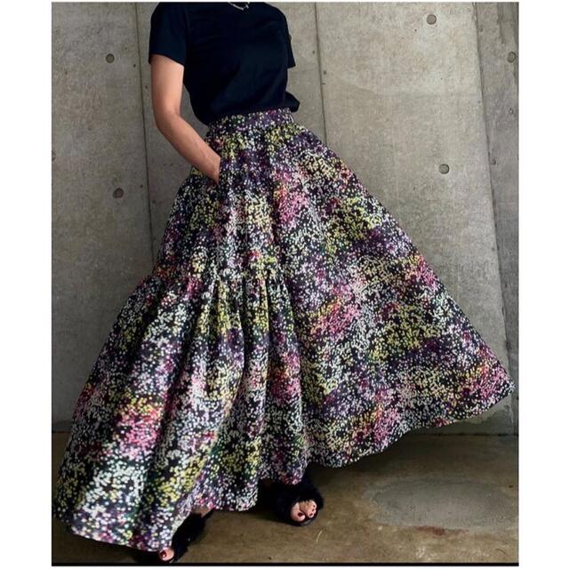 Drawer(ドゥロワー)の【新品・未使用】SHE TOKYO Michelle flower スカート レディースのスカート(ロングスカート)の商品写真