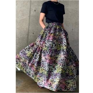 ドゥロワー(Drawer)の【新品・未使用】SHE TOKYO Michelle flower スカート(ロングスカート)