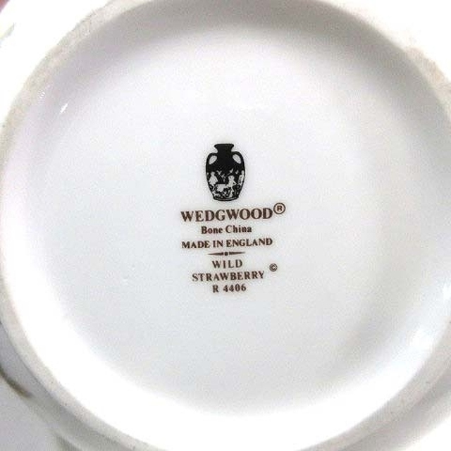 WEDGWOOD(ウェッジウッド)のウェッジウッド ティーポット お茶 いちご ワイルドストロベリー ボーンチャイナ エンタメ/ホビーの美術品/アンティーク(陶芸)の商品写真