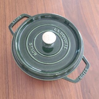 ストウブ(STAUB)のcoro_coro様専用ページ ストウブ 22センチ バジルグリーン(鍋/フライパン)