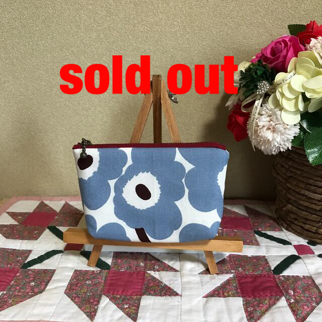 (お得な特別割引価格) marimekko - マリメッコ 生地 ハンドメイド 2021AWカラーブルーグレー マチ付きポーチ ポーチ (お得な特別割引価格) marimekko - マリメッコ 生地 ハンドメイド 2021AWカラーブルーグレー マチ付きポーチ ポーチ