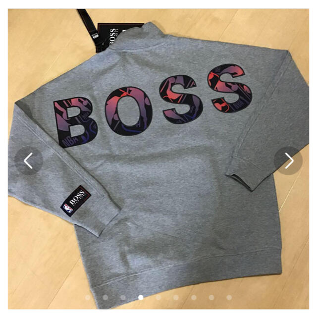 HUGO BOSS(ヒューゴボス)のBOSS X NBA ジップネックスウェットシャツ コラボレーションロゴ☆ メンズのトップス(スウェット)の商品写真