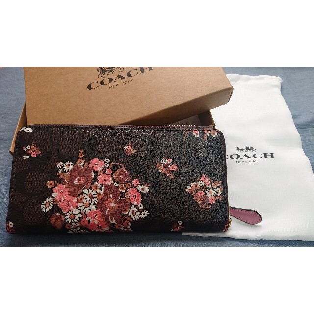 COACH 長財布 花柄 - 財布