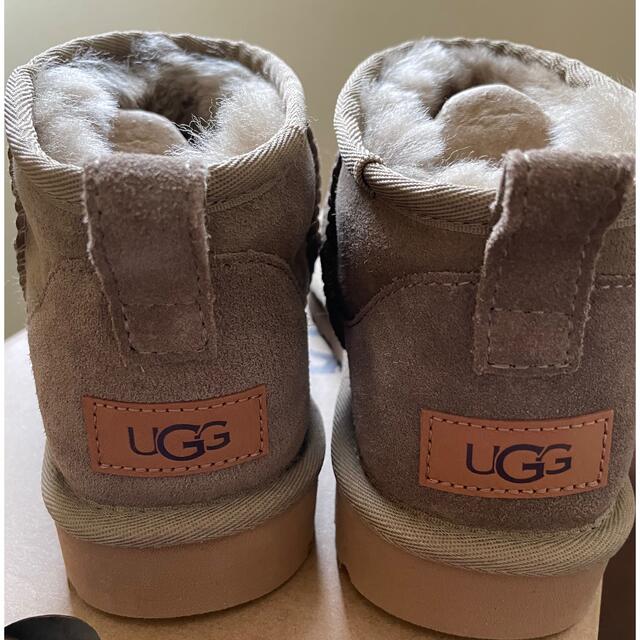 UGG(アグ)のムートンブーツ　UGG レディースの靴/シューズ(ブーツ)の商品写真