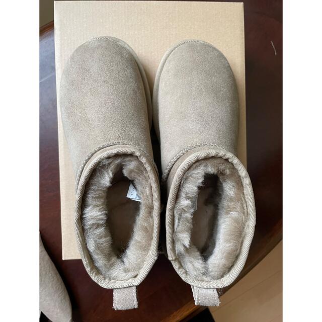 UGG(アグ)のムートンブーツ　UGG レディースの靴/シューズ(ブーツ)の商品写真