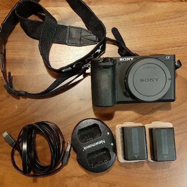 SONY(ソニー)のSONY a6500 バッテリーセット スマホ/家電/カメラのカメラ(ミラーレス一眼)の商品写真