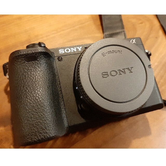 SONY(ソニー)のSONY a6500 バッテリーセット スマホ/家電/カメラのカメラ(ミラーレス一眼)の商品写真