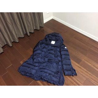 モンクレール(MONCLER)の正規保証　モンクレール　ネイビー　ダウン　スタイル美人　Aライン　大きいサイズ(ダウンコート)