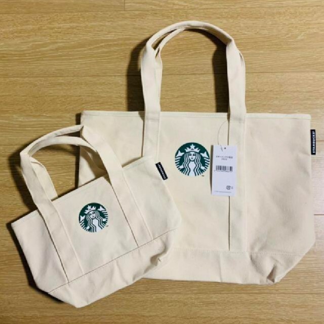 Starbucks Coffee(スターバックスコーヒー)のStarbucks Coffee 福袋 2022トートバッグ大小　スタバ レディースのバッグ(トートバッグ)の商品写真