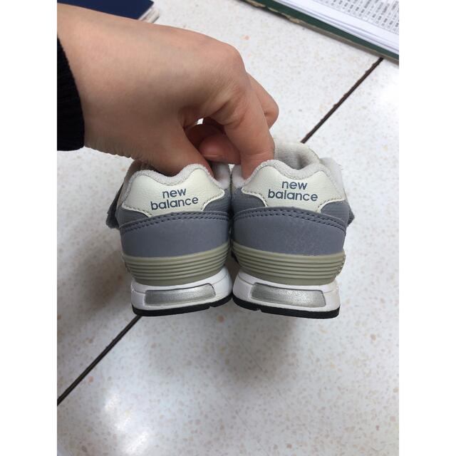 New Balance(ニューバランス)のニューバランス　グレー　子供スニーカー　12.5㎝ キッズ/ベビー/マタニティのベビー靴/シューズ(~14cm)(スニーカー)の商品写真