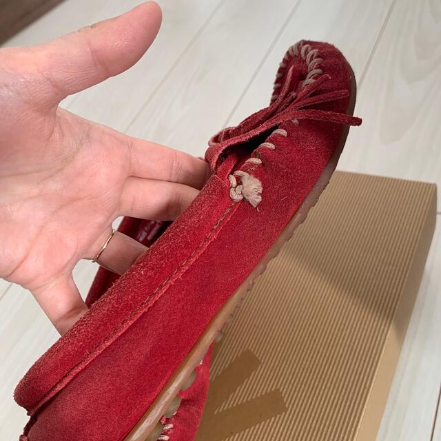 Minnetonka(ミネトンカ)のミネトンカ　モカシン　赤　23センチ レディースの靴/シューズ(スリッポン/モカシン)の商品写真
