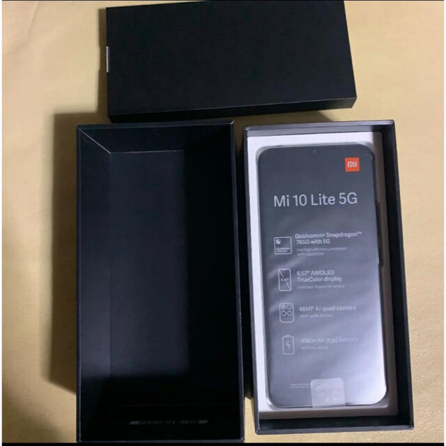 au Xiaomi Mi 10 Lite 5G XIG01 ドリームホワイト