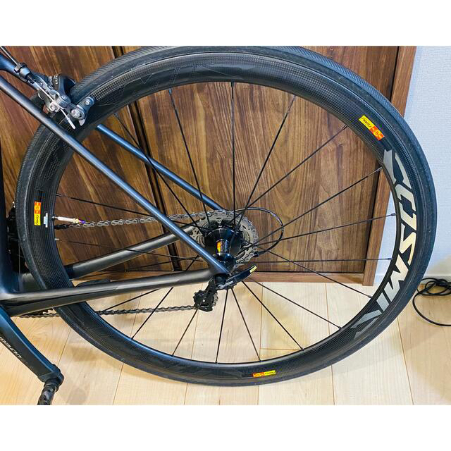 超安い品質 MAVIC COSMIC CARBON 40 T タイヤ クイック付き パーツ