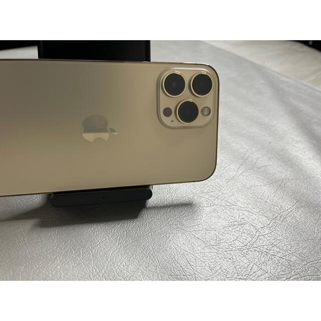 Apple(アップル)の【本日限定値下げ】iPhone13 Pro Max   Gold   128GB スマホ/家電/カメラのスマートフォン/携帯電話(スマートフォン本体)の商品写真