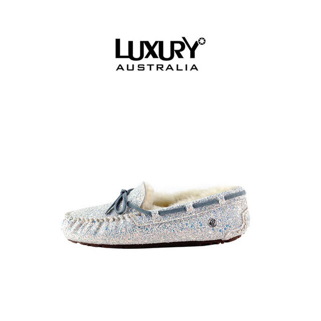 【新品】LUXURY UGG モカシン ダコタキラキラ白い天然ウール22.5cm 4