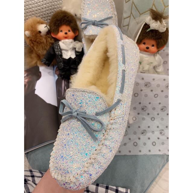 【新品】LUXURY UGG モカシン ダコタキラキラ白い天然ウール22.5cm 5