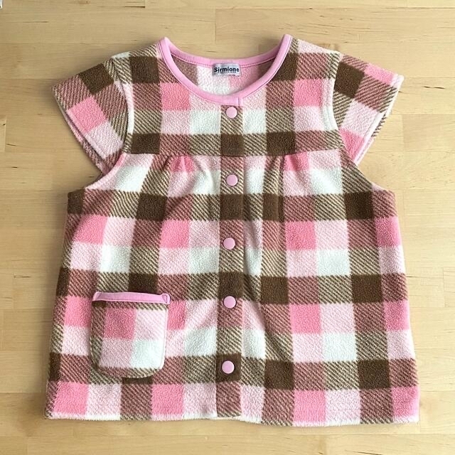 しまむら(シマムラ)のスリーパー　ギンガムチェック　100㎝ キッズ/ベビー/マタニティのキッズ服女の子用(90cm~)(パジャマ)の商品写真