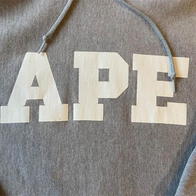 A BATHING APE(アベイシングエイプ)のとも様 BAPE エイプ パーカー フーディ NIGO グレー ロゴ 裏原 メンズのトップス(パーカー)の商品写真