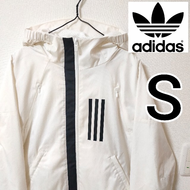 adidas 女性S ナイロンジャケット ブルゾン SixTONES 松村北斗レディース