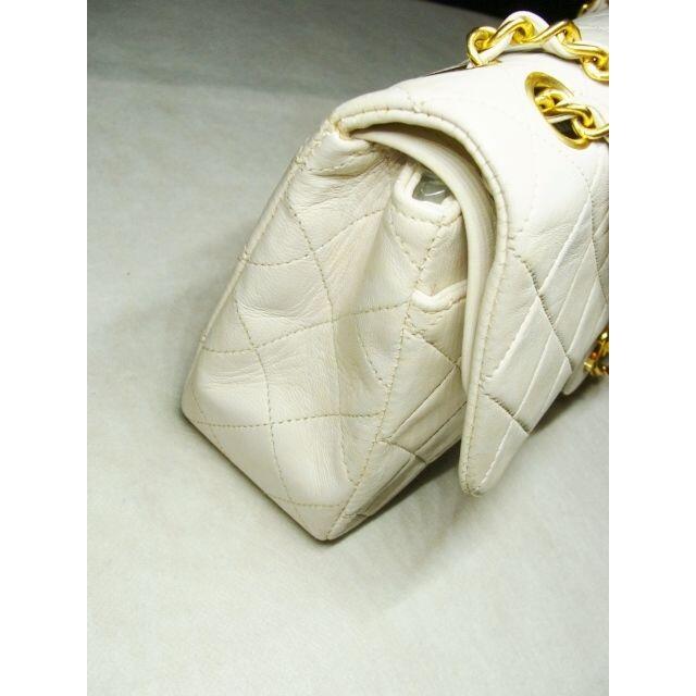 CHANEL(シャネル)のシャネルレザー革マトラッセWフラップゴールドチェーンCCロックショルダーバッグ鞄 レディースのバッグ(ショルダーバッグ)の商品写真