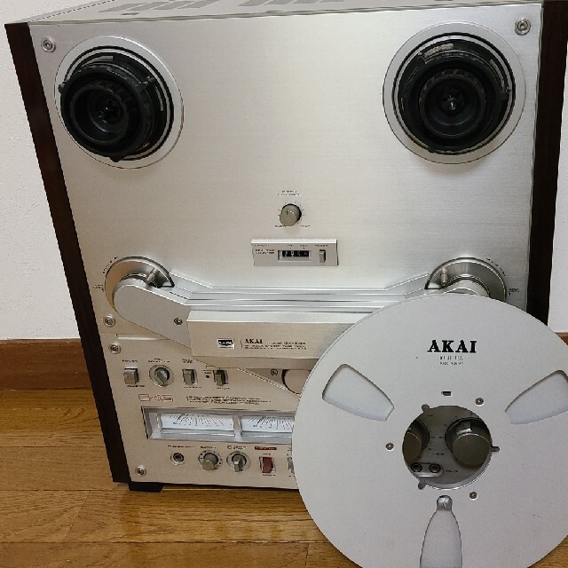 AKAIオープンリールデッキGX646