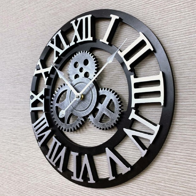 歯車　壁掛け時計　シルバー インテリア/住まい/日用品のインテリア小物(掛時計/柱時計)の商品写真