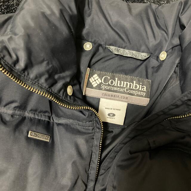 Columbia(コロンビア)のColumbia ダウン　レディースMサイズ レディースのジャケット/アウター(ダウンジャケット)の商品写真