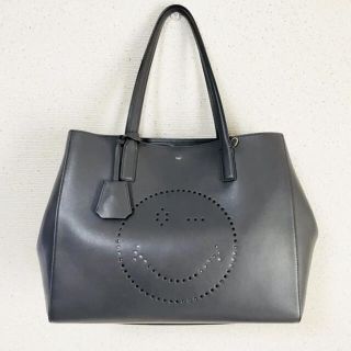 アニヤハインドマーチ(ANYA HINDMARCH)のANYA HINDMARCH❤️WINK SMILY LEATHER TOTE(トートバッグ)