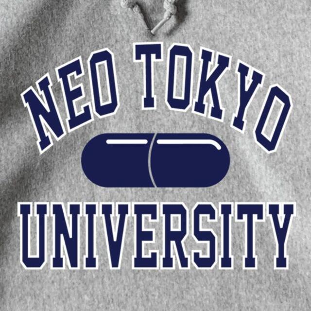 送料込み NEO TOKYO UNIVERSITY パーカー ネイビー