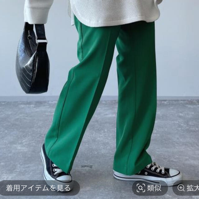 PAGEBOY(ページボーイ)のPAGEBOY センタープレスフレアパンツ WEB限定アイテム レディースのパンツ(カジュアルパンツ)の商品写真