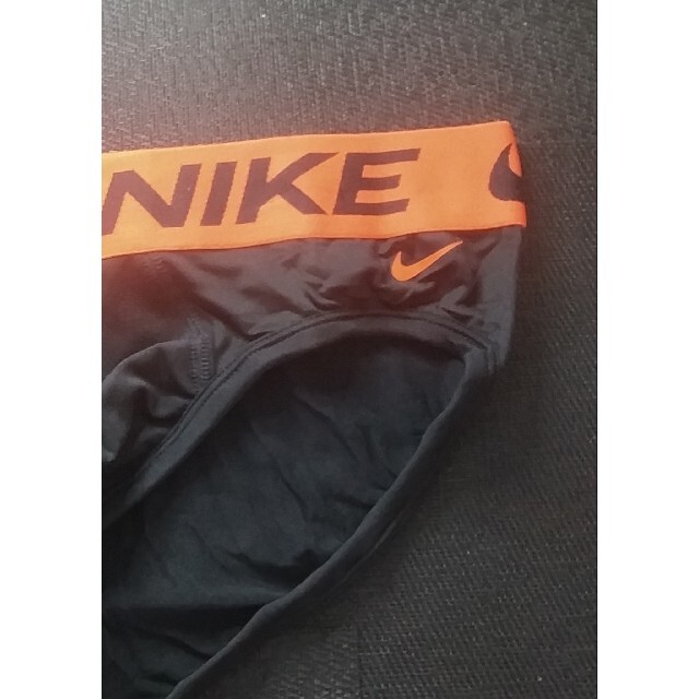 NIKE(ナイキ)の3色セット   NIKE　メンズ　ブリーフ　M(日本人サイズL） メンズのアンダーウェア(その他)の商品写真